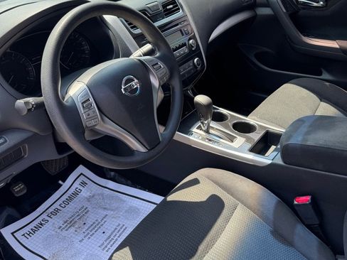 Used 2014 Nissan Altima 2.5 S w/ Sport Value Package image 8