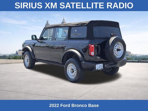 Used 2022 Ford Bronco 4-Door AWD/4WD image 3