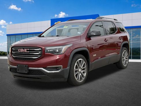 Certified 2017 GMC Acadia SLT AWD/4WD image 3