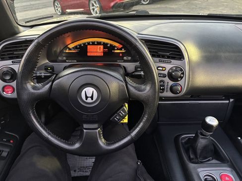 Used 2003 Honda S2000 Base 2dr Convertible image 9