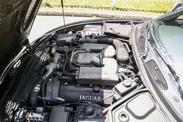 Used 2002 Jaguar XK8 Convertible RWD image 23