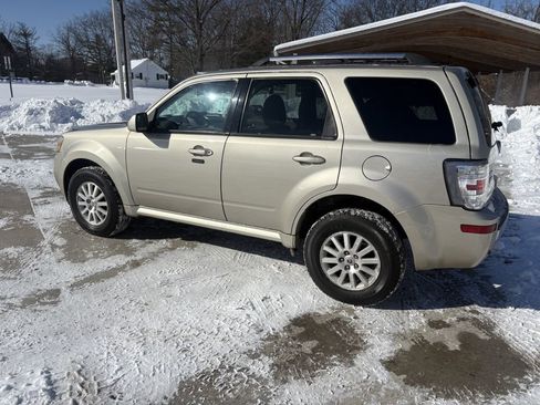 Used 2010 Mercury Mariner Premier image 6