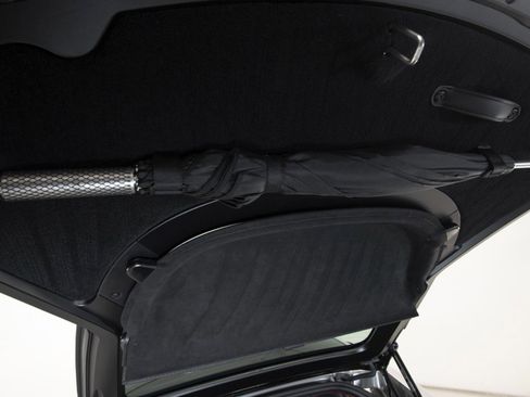 Used 2022 Aston Martin V8 Vantage Coupe image 56