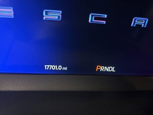 Used 2025 Ford Escape Platinum AWD/4WD image 32