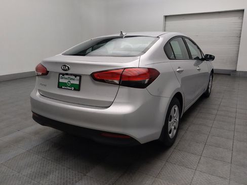 Used 2018 Kia Forte LX image 9