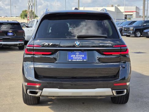 Used 2026 BMW X7 xDrive40i AWD/4WD image 8