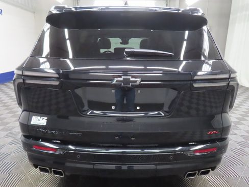 Used 2024 Chevrolet Traverse RS image 39