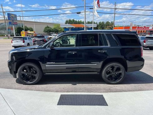 Used 2018 GMC Yukon Denali w/ Denali Ultimate Package AWD/4WD image 6