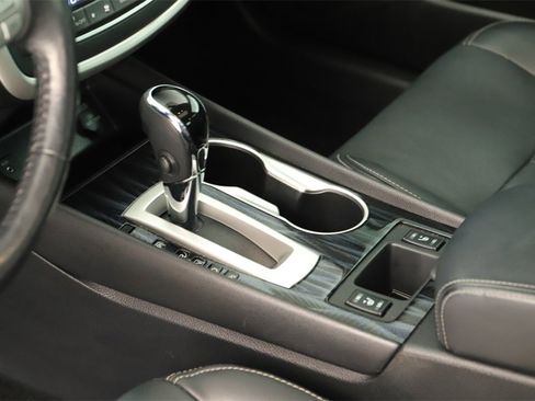 Used 2017 Nissan Altima 2.5 SL w/ 2.5 Technology Package image 17