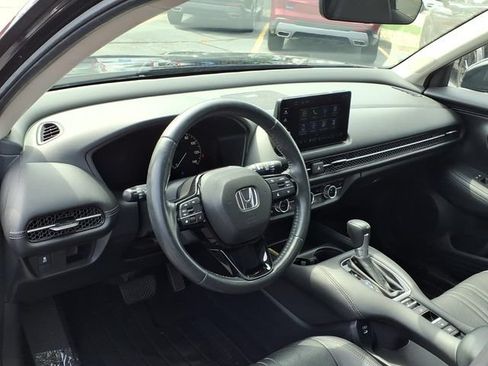 Certified 2024 Honda HR-V EX-L image 5