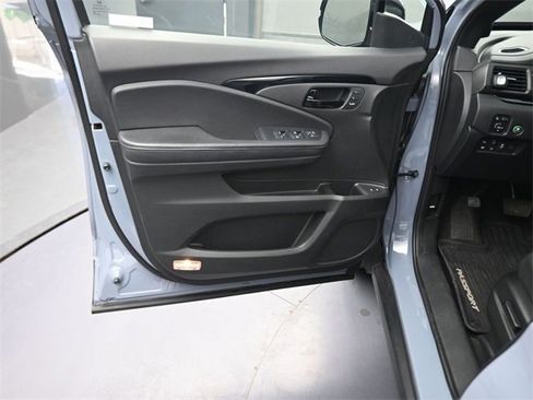 Used 2023 Honda Passport Elite image 17