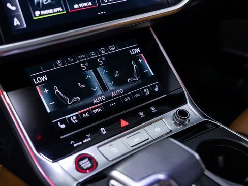 Used 2023 Audi RS 6 w/ Carbon Optic Package image 44