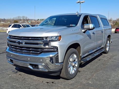 Certified 2022 Chevrolet Silverado 1500 LTZ w/ LTZ Premium Package image 3