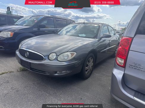 Used 2005 Buick LaCrosse CX w/ Silver Convenience Package FWD image 1