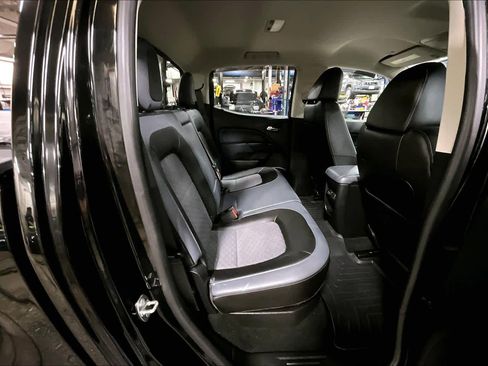 Used 2018 Chevrolet Colorado Z71 image 17