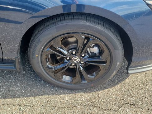 Used 2025 Honda Accord SE image 40