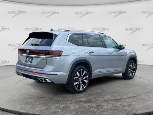 Certified 2026 Volkswagen Atlas SEL Premium R-Line AWD/4WD image 7