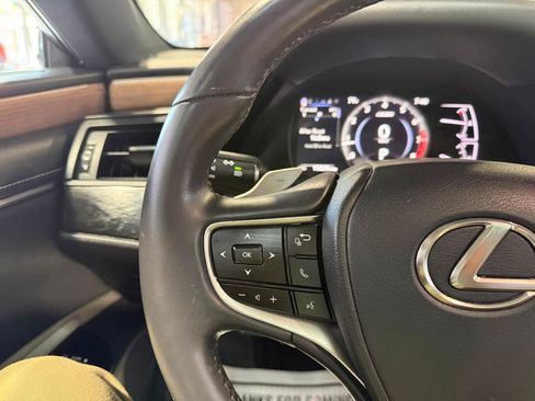 Used 2024 Lexus ES 350 w/ Premium Package FWD image 14