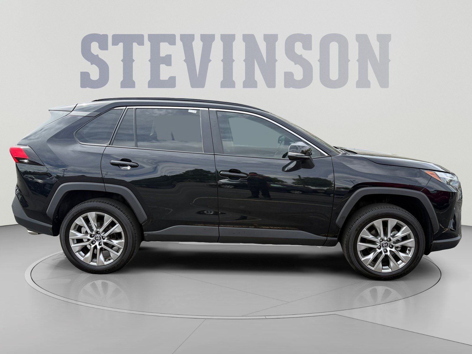 Certified 2024 Toyota RAV4 XLE Premium AWD/4WD image 6