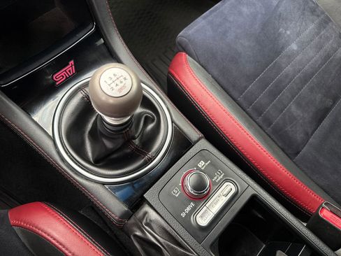 Used 2018 Subaru WRX STI image 20