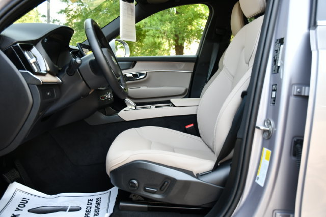 Used 2026 Volvo XC90 B6 Plus AWD/4WD image 16