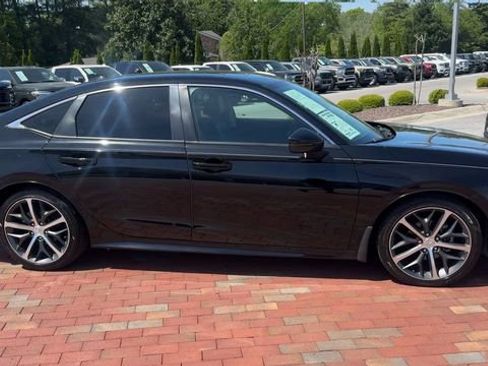 Certified 2024 Honda Civic Touring image 4