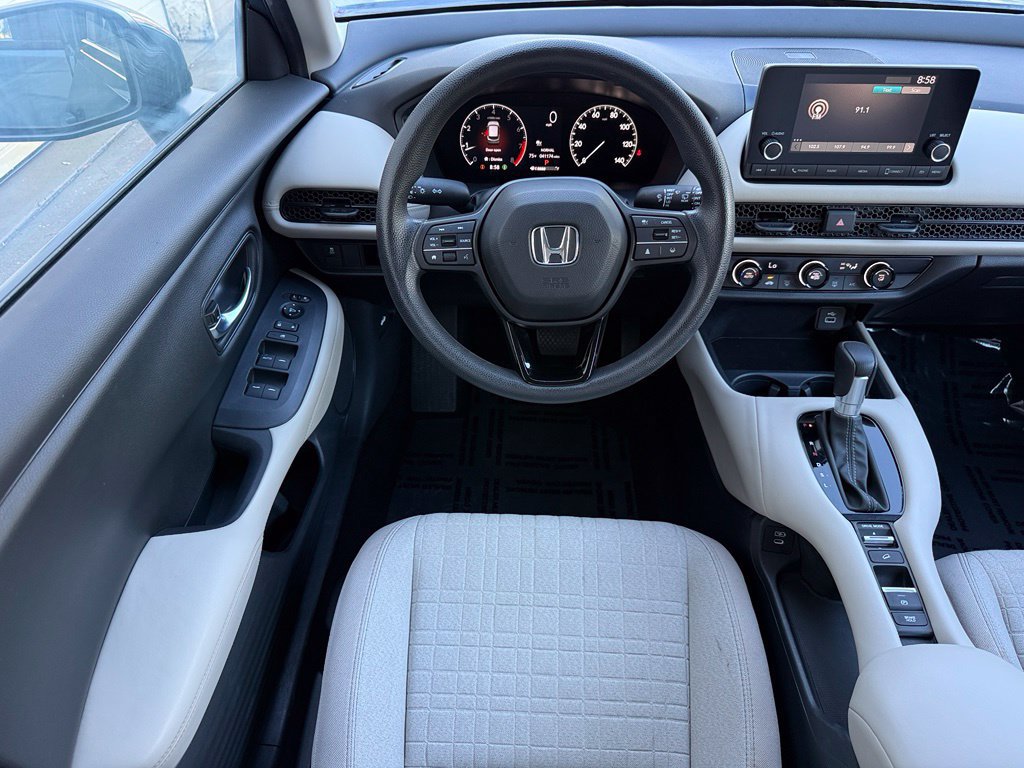 Used 2025 Honda HR-V LX image 27