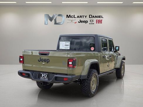 New 2026 Jeep Gladiator Sport image 5
