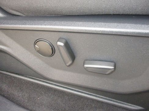 Used 2023 Ford F150 XLT w/ Equipment Group 302A High image 49