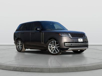 Used 2025 Land Rover Range Rover SE