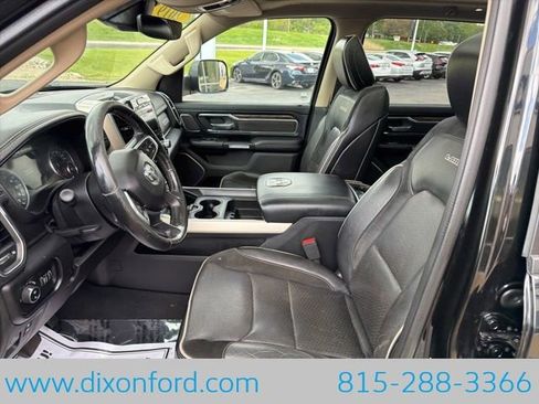 Used 2019 RAM 1500 Laramie AWD/4WD image 10
