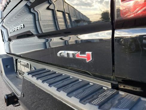 Used 2024 GMC Sierra 1500 AT4 w/ Technology Package AWD/4WD image 8