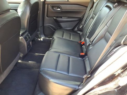 Used 2023 Nissan Rogue SV w/ SV Premium B Package FWD image 14