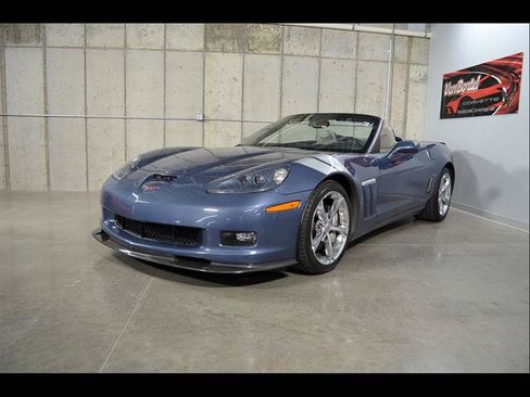 Used 2012 Chevrolet Corvette Grand Sport w/ 2LT Preferred Equipment Group RWD image 4