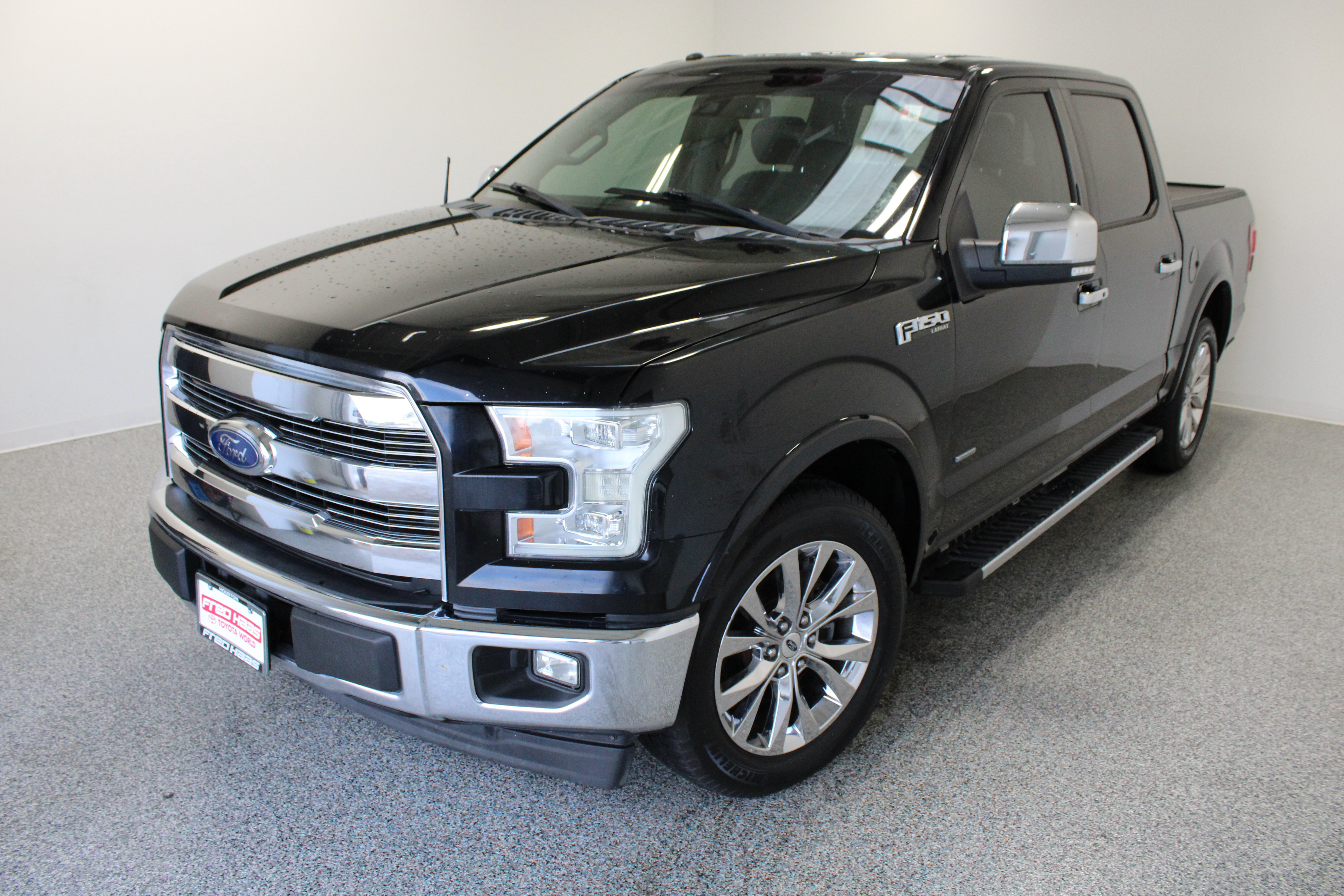 Used 2017 Ford F150 Lariat w/ Equipment Group 502A Luxury RWD image 2