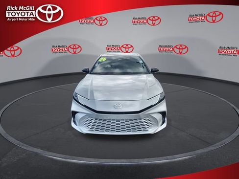 Used 2026 Toyota Camry XSE w/ Premium Package FWD image 3