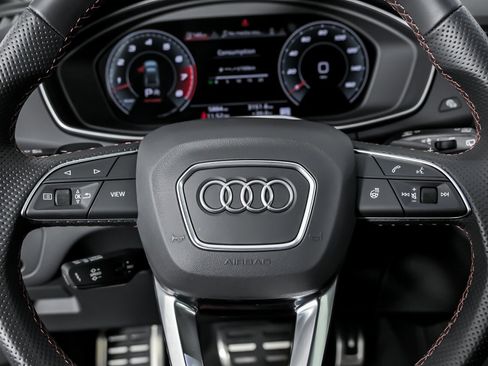 Used 2024 Audi SQ5 Premium Plus image 28