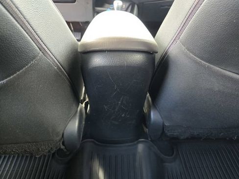 Used 2022 Toyota C-HR Limited FWD image 12