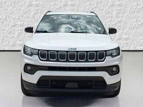 Used 2022 Jeep Compass Latitude AWD/4WD image 8