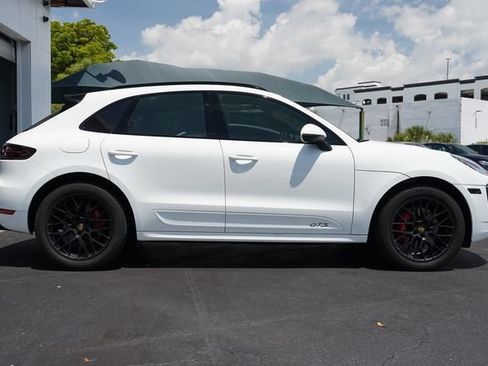 Used 2018 Porsche Macan GTS AWD/4WD image 17
