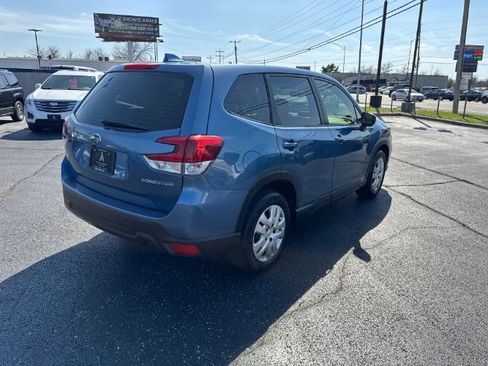 Used 2019 Subaru Forester image 5