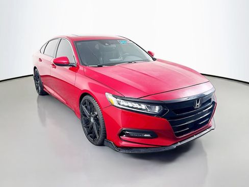 Used 2018 Honda Accord Sport image 3