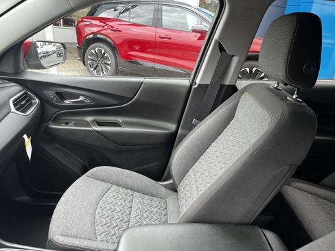 Used 2024 Chevrolet Equinox LT image 20