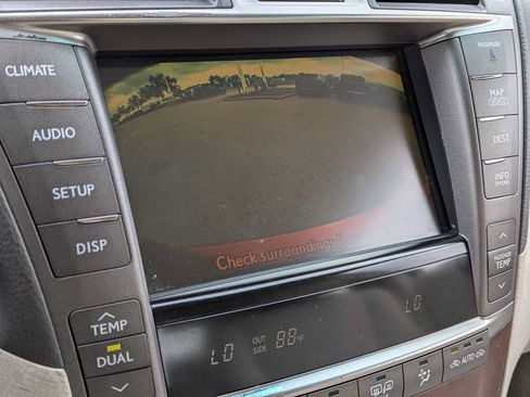 Used 2012 Lexus LS 460 AWD image 28