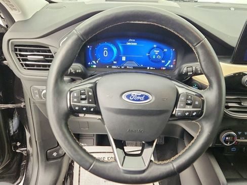 Used 2021 Ford Escape Titanium w/ Titanium Elite Package image 13