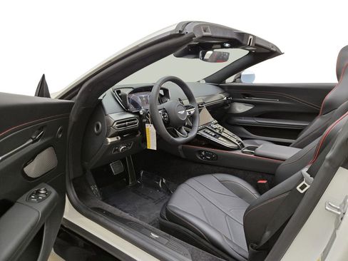 New 2026 Aston Martin V8 Vantage Coupe image 18