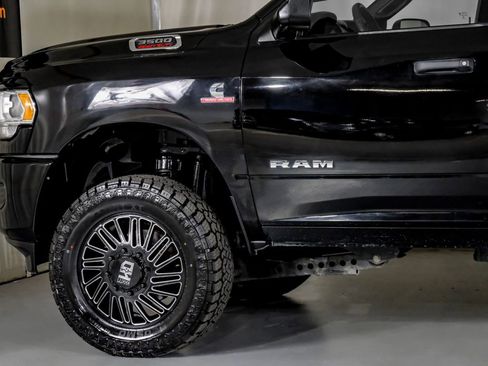 Used 2022 RAM 3500 Tradesman AWD/4WD image 13
