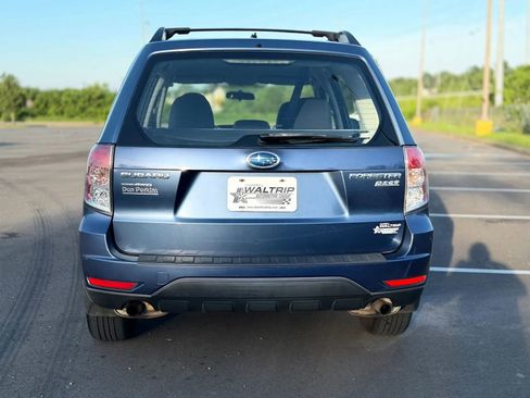 Used 2011 Subaru Forester 2.5X w/ Alloy Wheel Value Pkg AWD/4WD image 4
