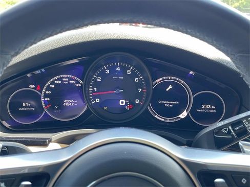 Used 2023 Porsche Cayenne image 10