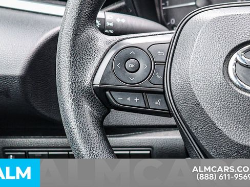 Used 2023 Toyota Corolla LE image 31